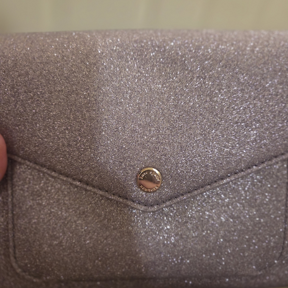 Elegant Silver Glitter Clutch